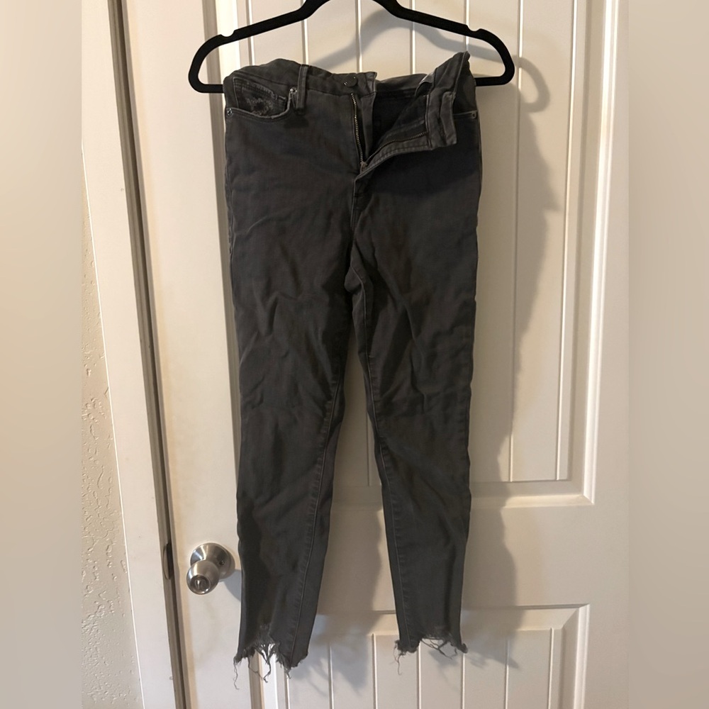Good American Good Legs Cropped Chewed Hem